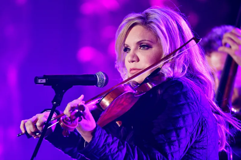 A standout moment on the upcoming 22-track album, The Way I Am, is the long-awaited collaboration between Luke Combs and bluegrass legend Alison Krauss on the track "Ever Mine." Co-written by Combs alongside Hailey Whitters and Charlie Worsham, the song is the only featured duet on the project and marks a significant stylistic bridge between Combs' anthemic country sound and Krauss's ethereal, 27-time Grammy-winning artistry.